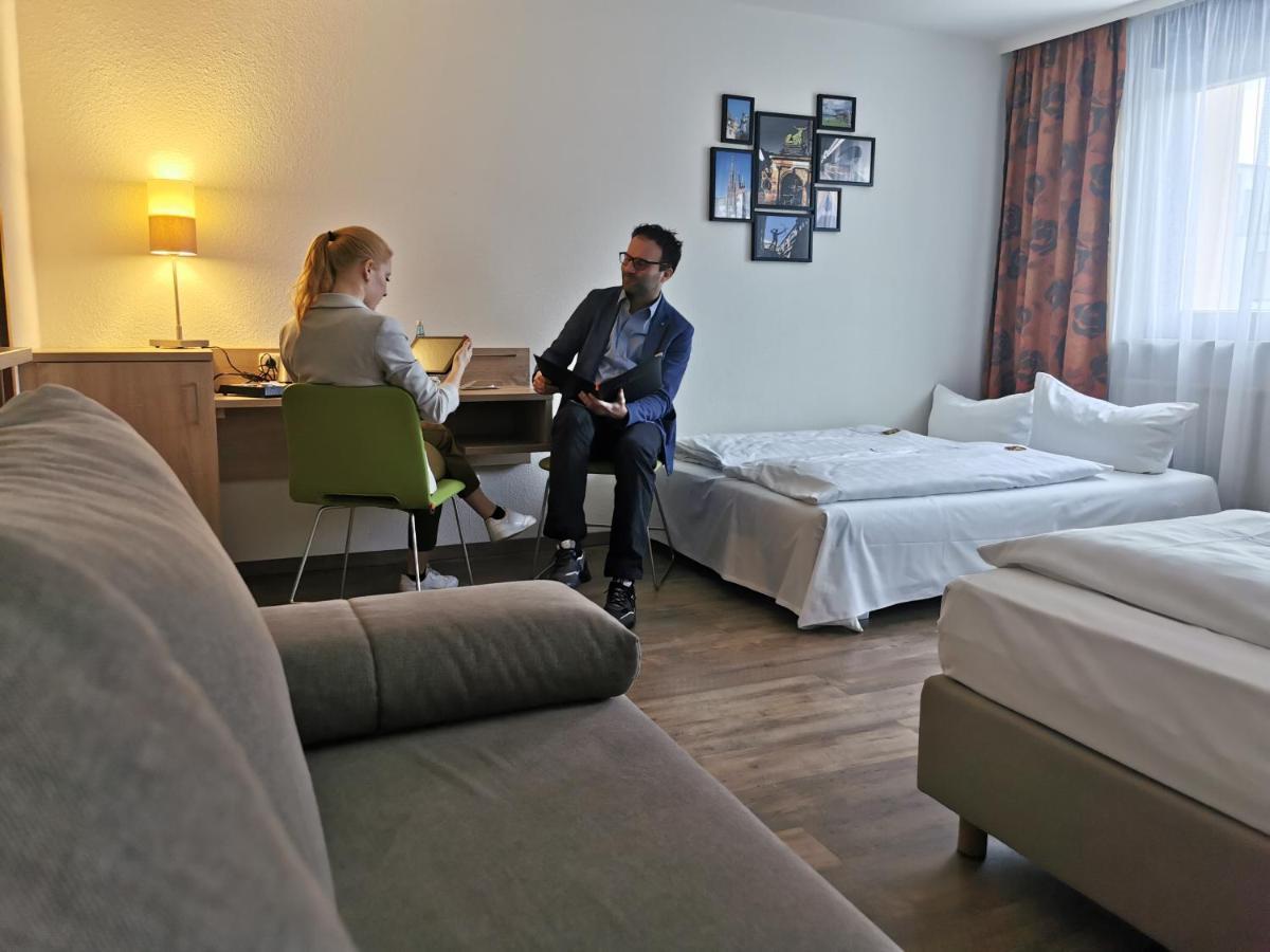 Cristal Hotel 3*