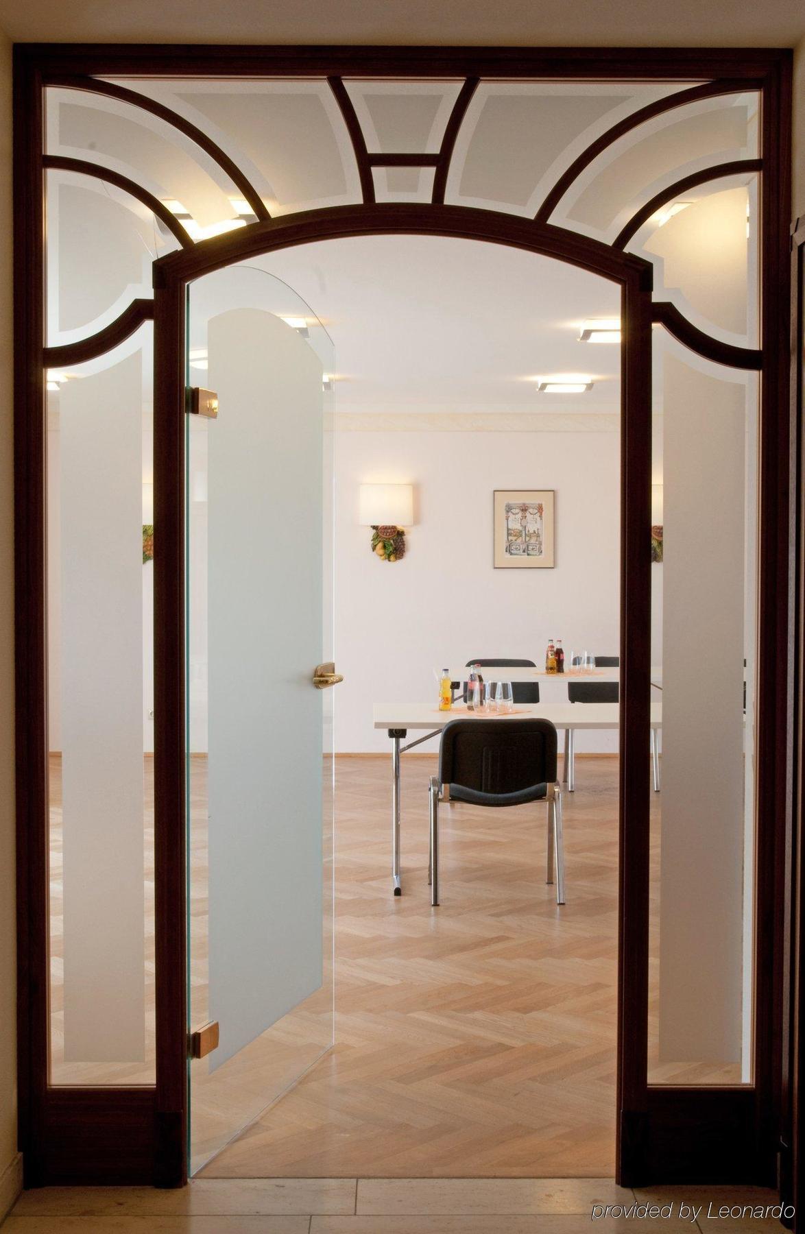 Hotel Cristal 3*
