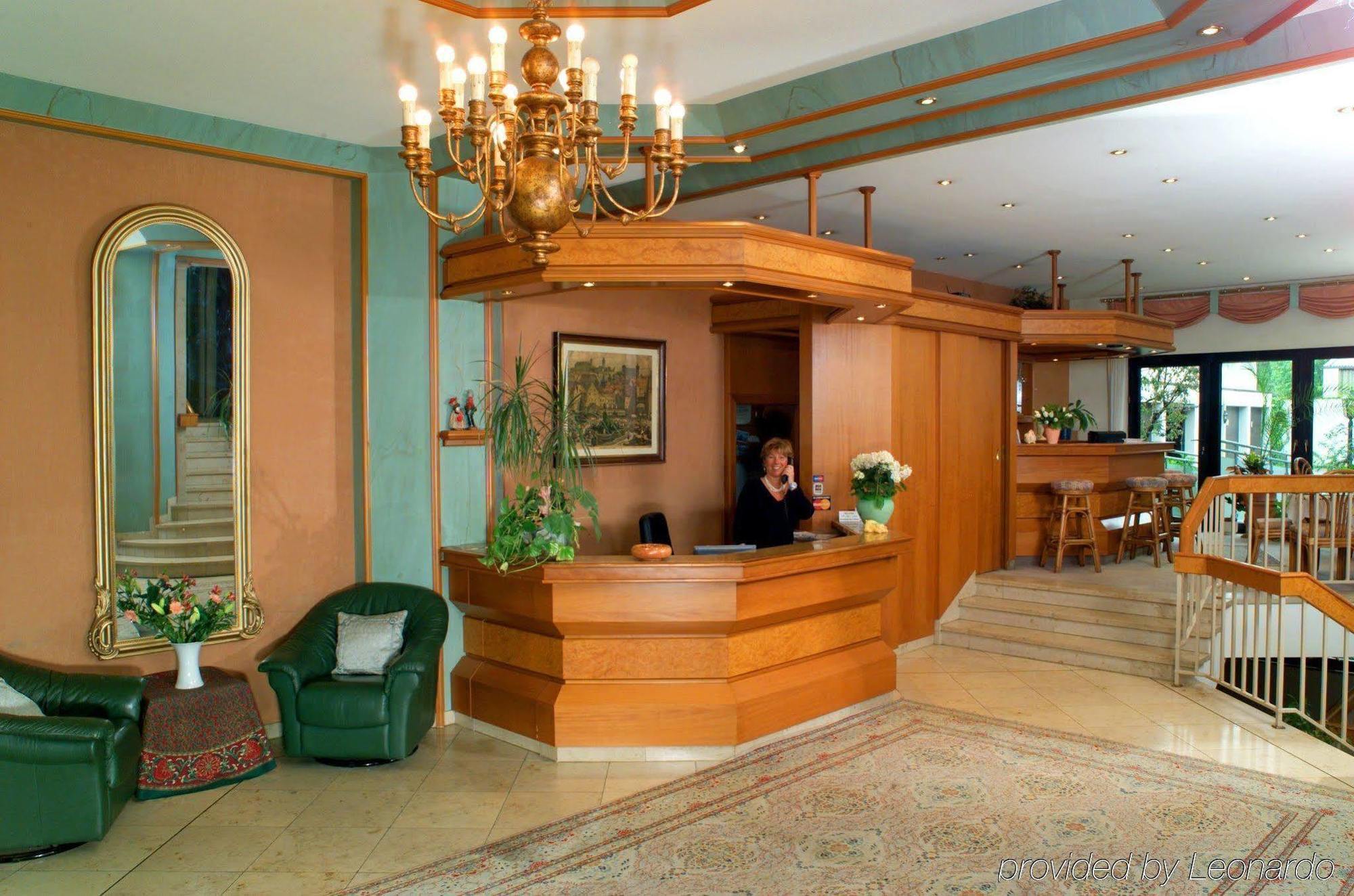 Cristal Hotel