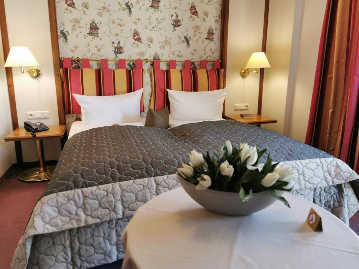 Hotel Cristal 3*