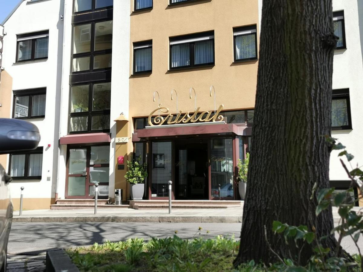 Cristal Hotel 3*